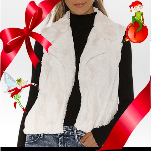 Jack by BB Dakota Jackets & Blazers - Jack by BB Dakota Revolve Ivory faux fur vest NWT